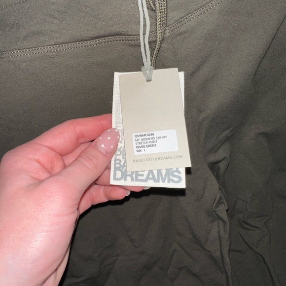 🆕 Barefoot Dreams Malibu Skinny Stretch Pants - Picture 2 of 7